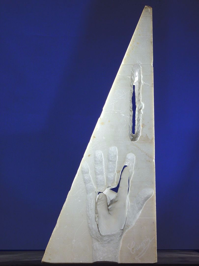 IL MONITO - marmo bianco Carrara - cm 62x26x10 - 1980