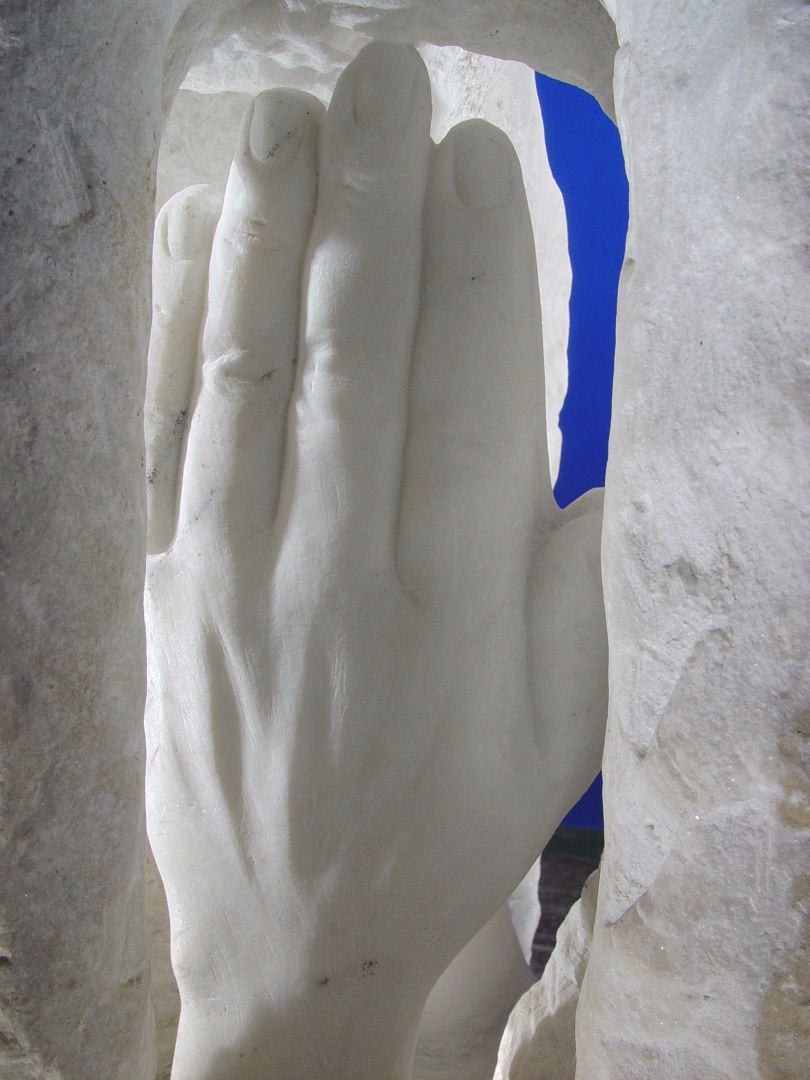 LA VERITÀ - marmo bianco di Carrara - cm 91x46x57 - 1982