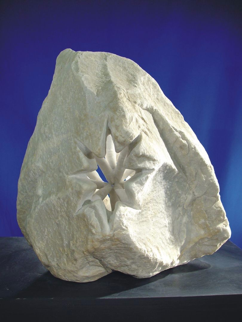 IL PUNTO DELLA CONOSCENZA - marmo bianco di Carrara - cm 44x45x36 - 1985 