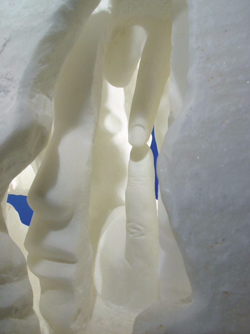 LA CREAZIONE - marmo bianco di Carrara - cm 65x40x30 - 2001