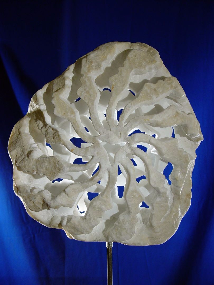 LOGICA - marmo bianco di Carrara - cm 50x50x25 - 2005